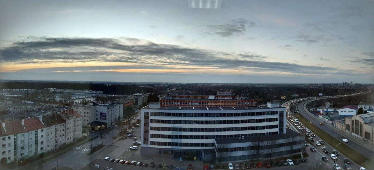 Ferienwohnung Apartament Ostrowskiego Breslau Exterior foto